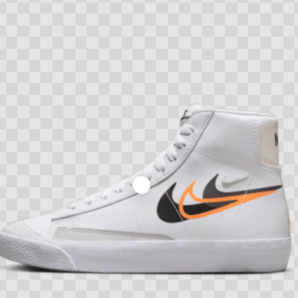 NWOT Nike kids mid ‘77 blazer sneakers
